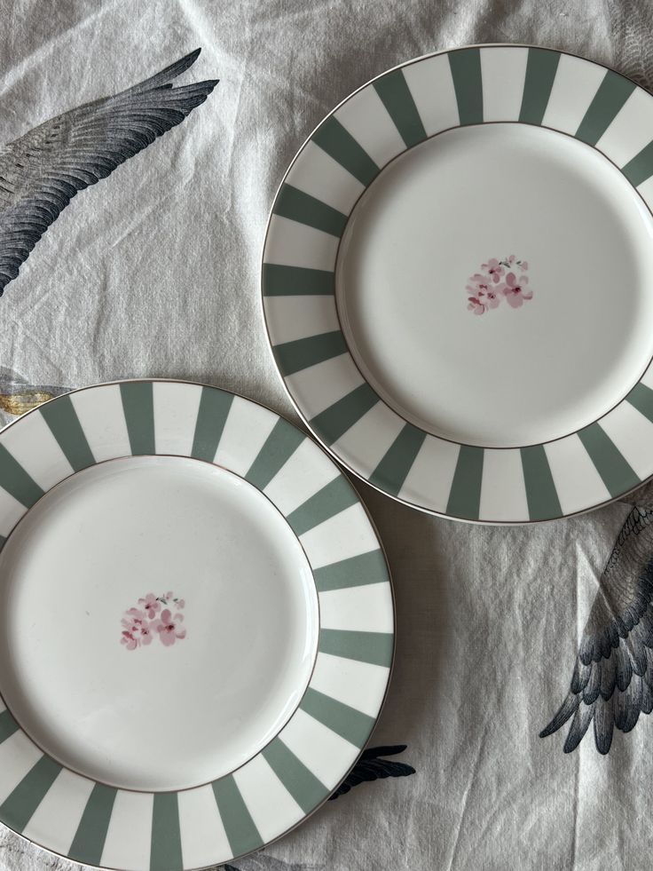Petite Plates