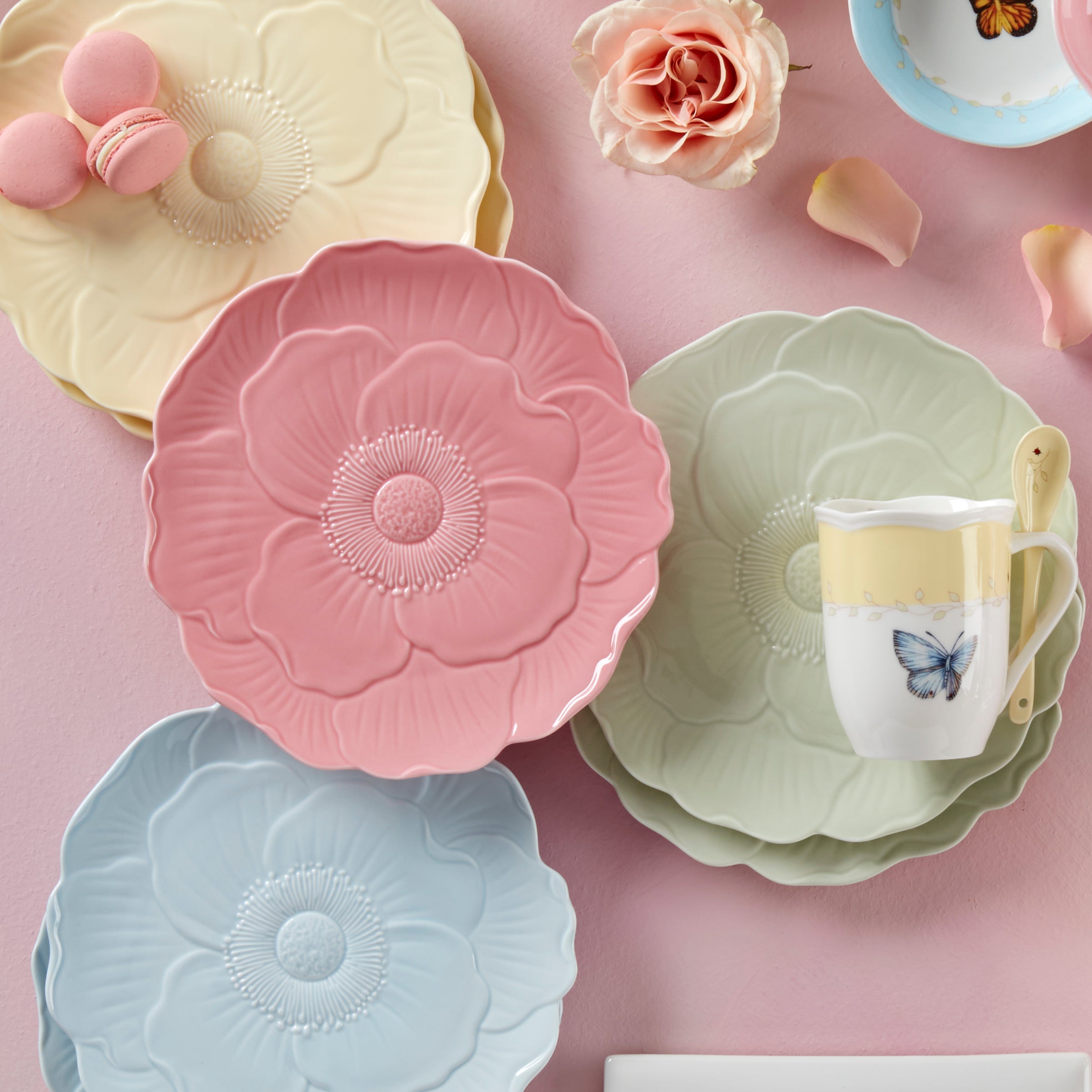 Yellow Floral Accent Plates, Set of 4 - Image 4