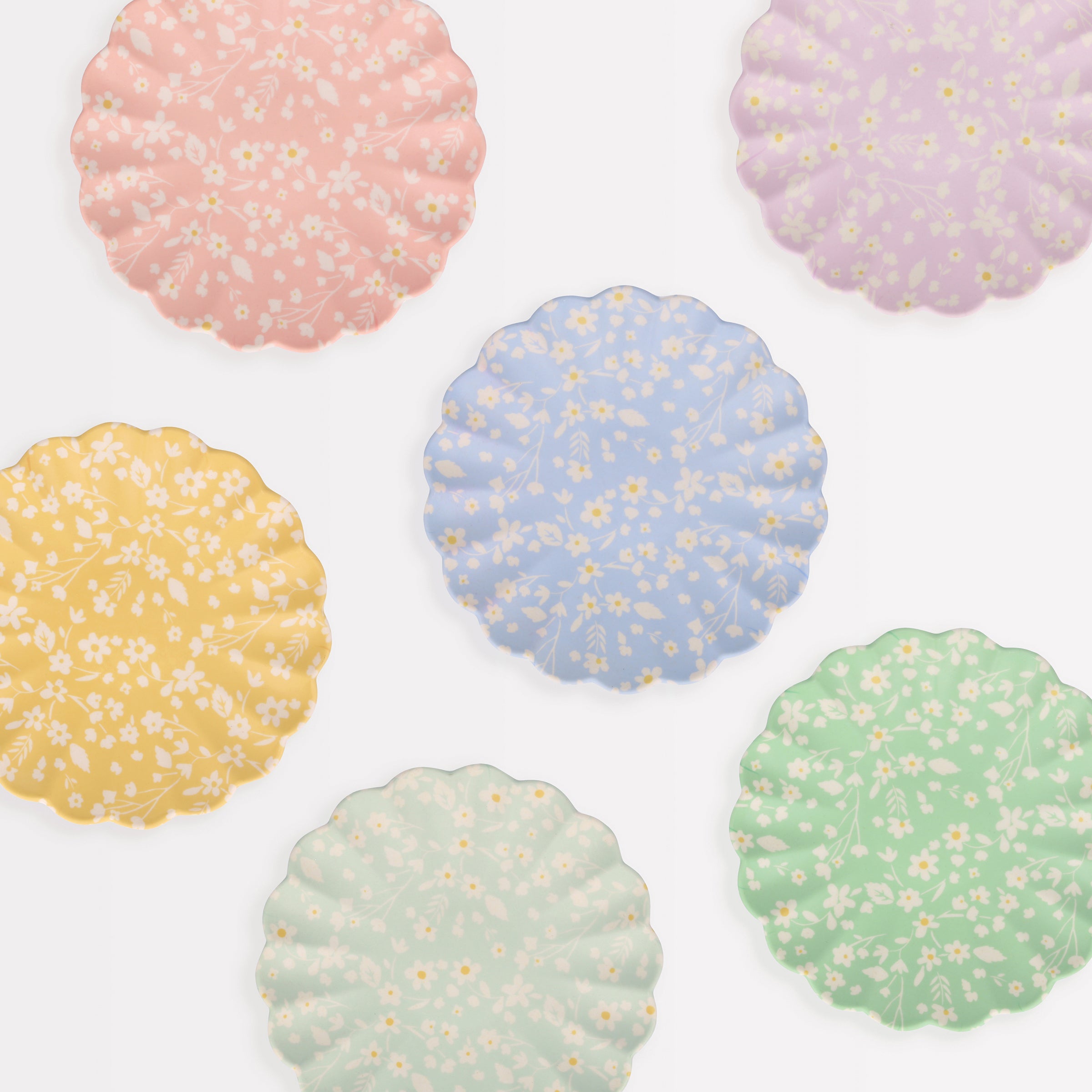 White Beaded Scalloped Dessert Plates, Set of 4 - Image 10
